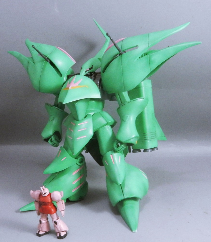 シャロンの薔薇は変形しなかったな。
ブラウ・ブロが変形してたからワンチャンあるかもと思ってたが、正史の世界線から来たものだからしないか。
この機体が存在する世界線がどこかにあるといいな。
#gquuuuuux #ジークアクス