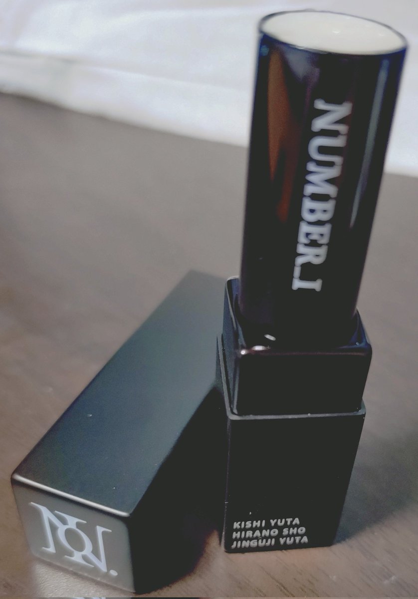 KRp7WzdnFxzNz3X's tweet image. 届いたよー✨

＃Number_i
＃iLip