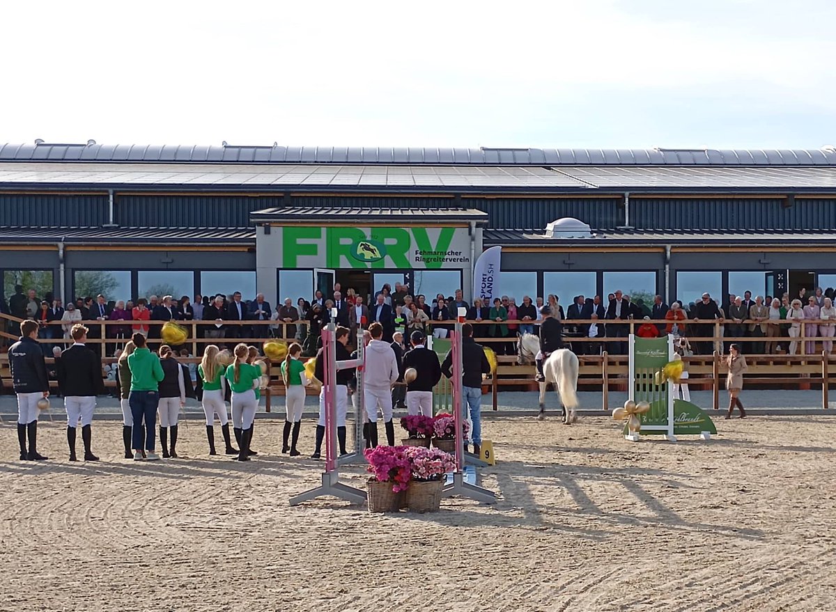 Fehmarn Pferde Festival feiert Premiere im neuen Reitsportzentrum  
horseweb.de/2025/06/25/feh… 
#Fehmarn