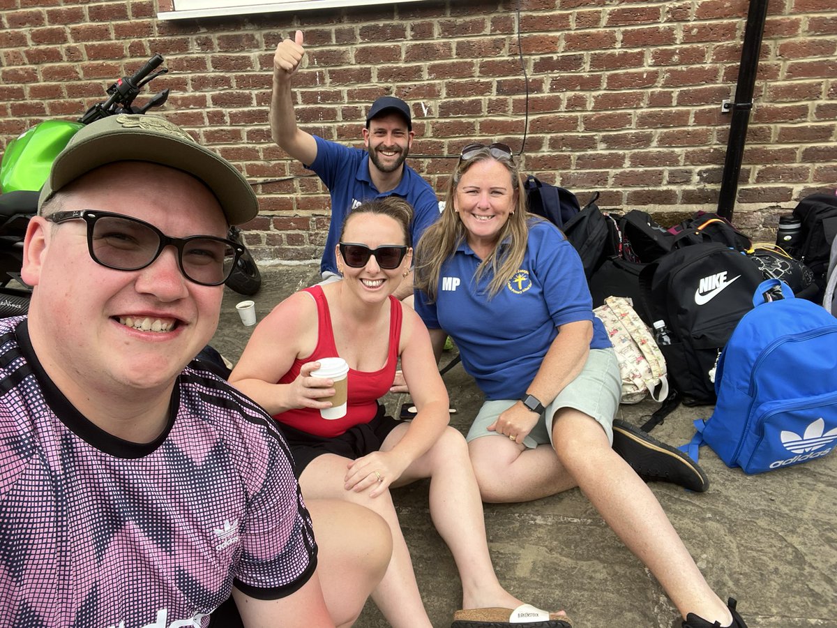 Our final morning in Whitby - goodbye to our lovely hotel; The Lily Rose. No trip to the seaside is complete without a visit to the amusements and a final bit of shopping for the children, while staff had a well-earned coffee break.