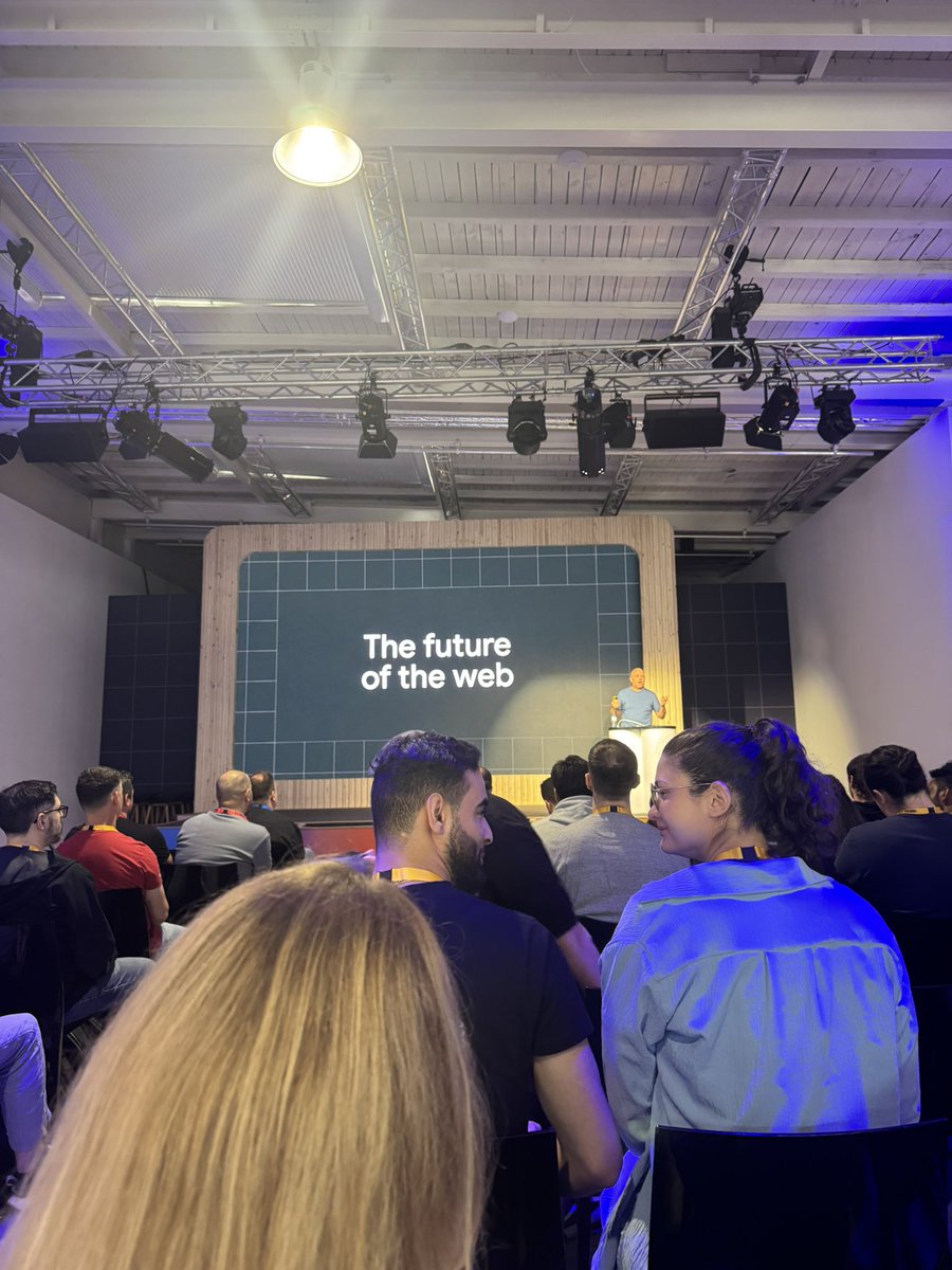 keeskluskens's tweet photo. Really interesting Q&amp;A session with the DevRel team from Chrome, on how to integrate AI with Chrome and their efforts to standardize this #GoogleIOConnect #buildwithgemini https://t.co/3SvpVjFSyt