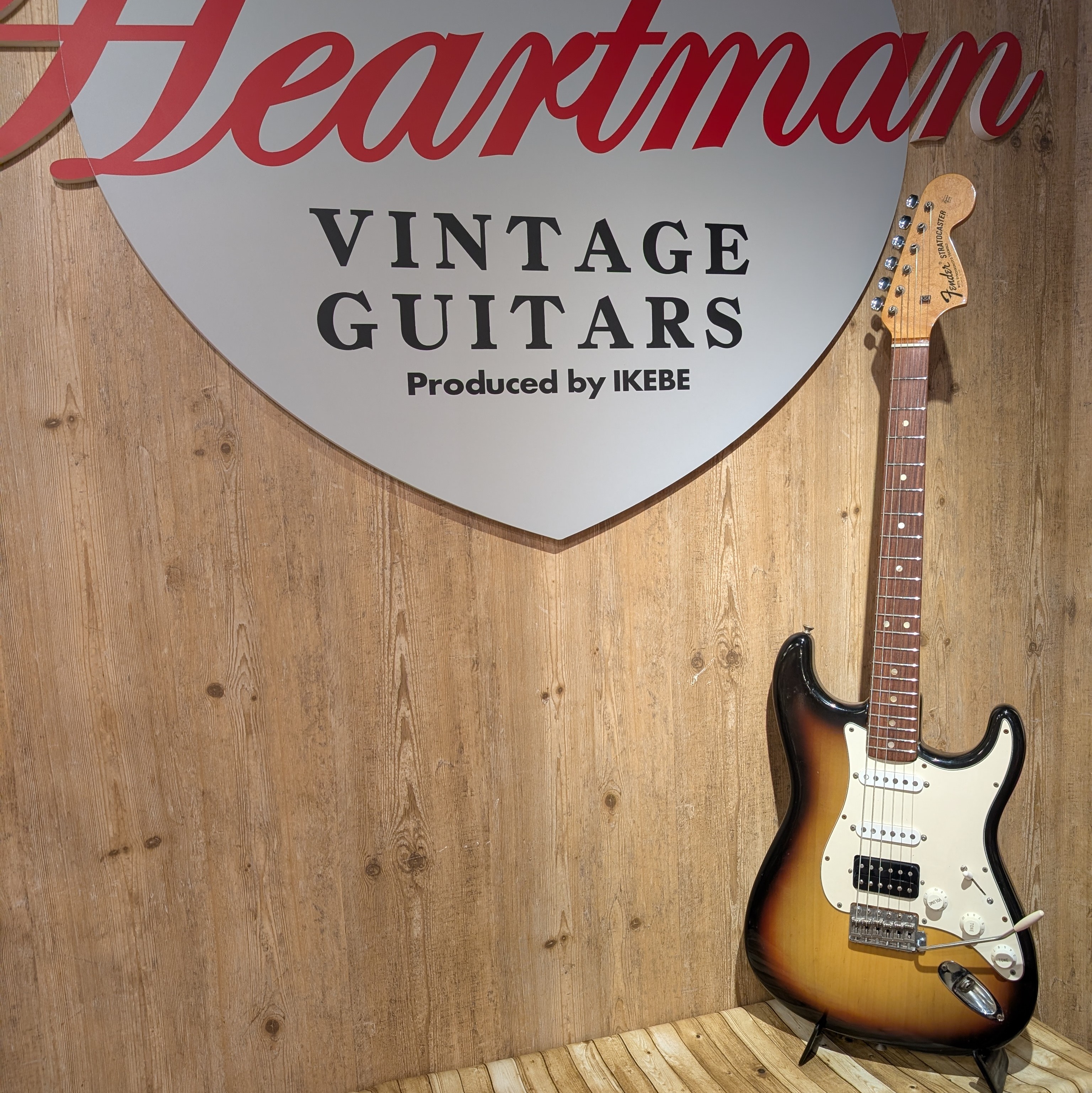 HEARTMANのヴィンテージギター ハートマン HEARTMan ビザールSGギター