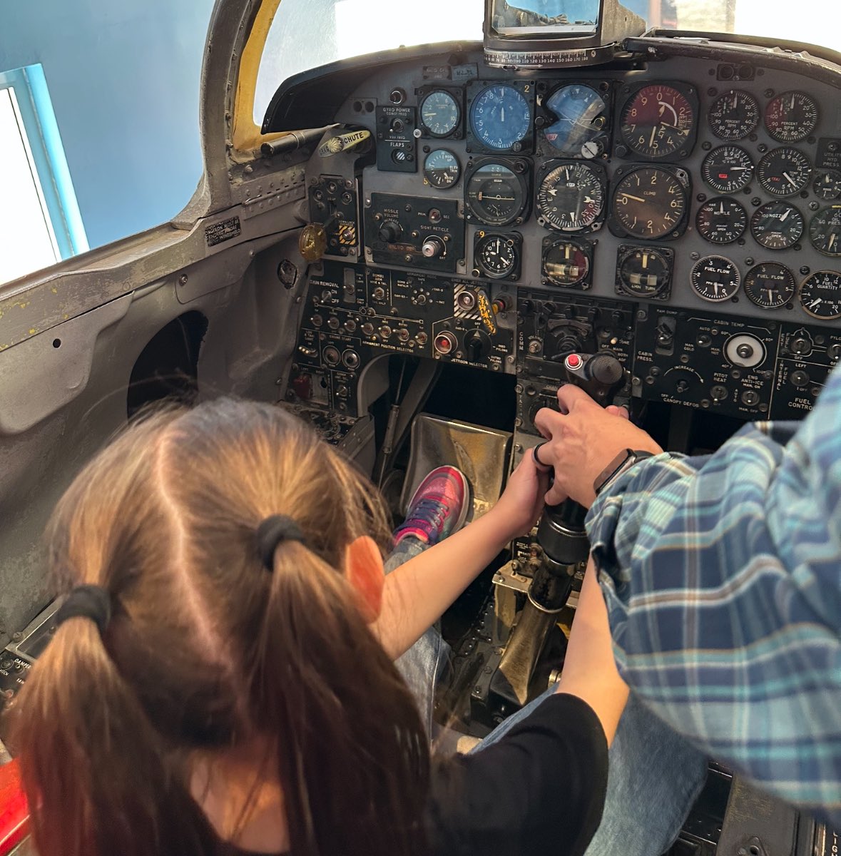 Mr. Paramount tweet media