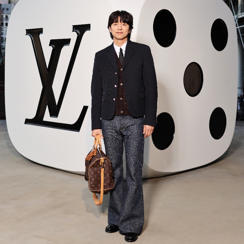 LouisVuitton's tweet photo. Men’s Spring-Summer 2026 Show. Jackson Wang, Sho Hirano, Bambam, Tyshawn Jones, Yuta and Gong Yoo attended the collection unveiling by Pharrell Williams. 

#LVMenSS26 #PharrellWilliams #LouisVuitton
