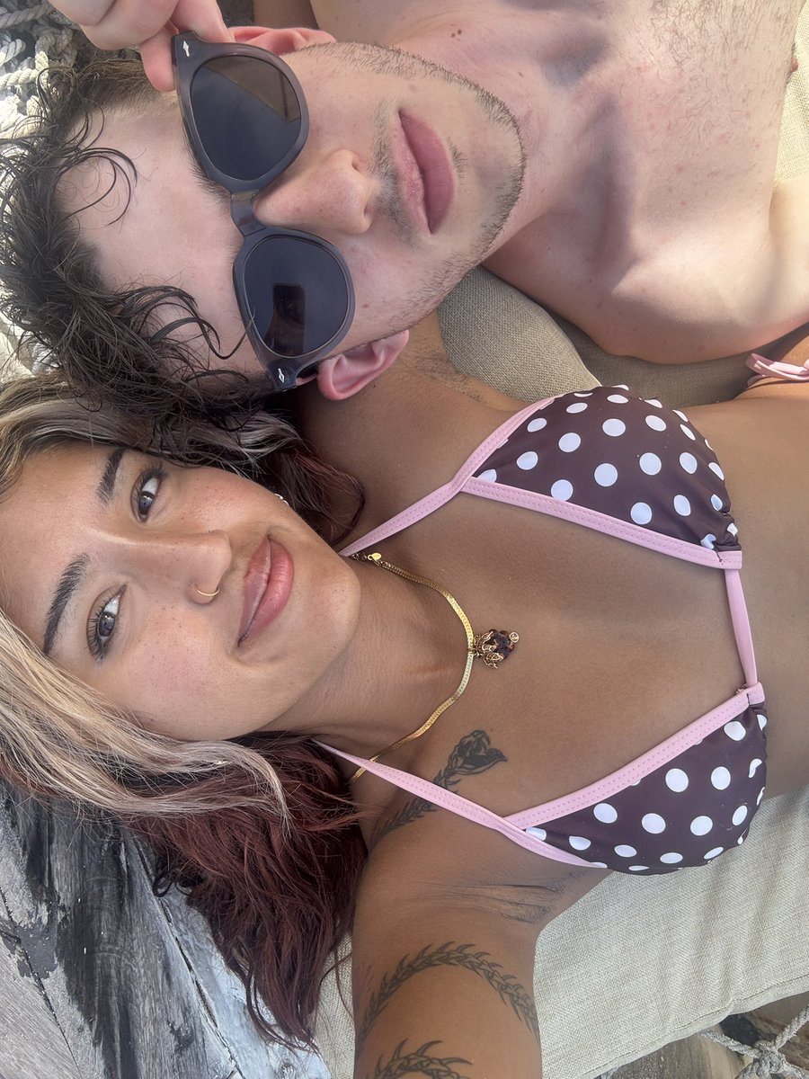 Hash (｡•̀ᴗ-)✧ tweet media