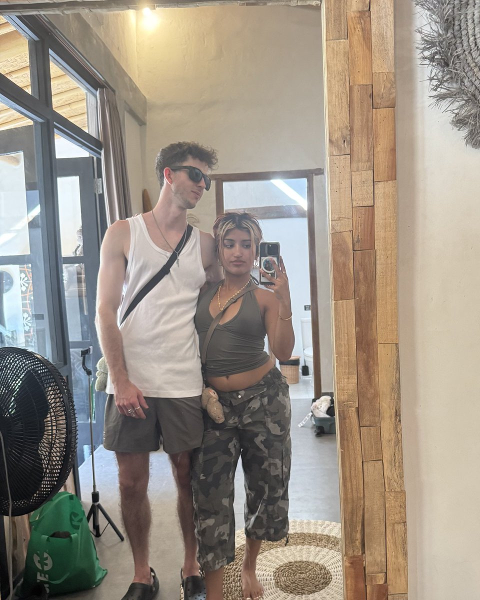 Hash (｡•̀ᴗ-)✧ tweet media