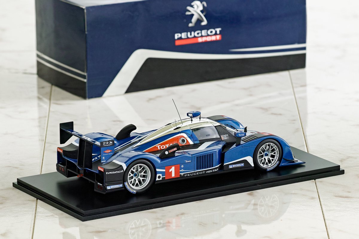 MODEL_INFO01's tweet photo. NOREV 1/18 Peugeot 908 HDi リアビューです😉

#lemans24h #FIAWEC #WEC #peugeot https://t.co/AQsBoN8yqf
