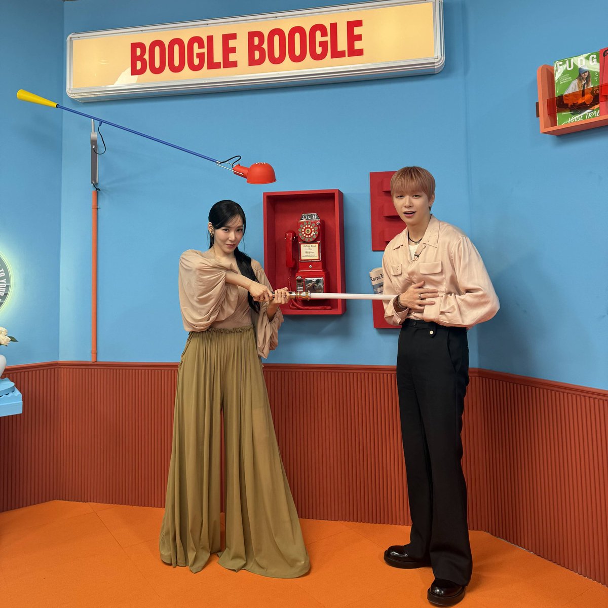fany_expert's tweet photo. Tiffany young 💞 &amp; Kang Daniel ✨ Face talk episode 13 

#TiffanyYoung #Tiffany #FaceTalk 
#GirlsGeneration #SNSD #GG 
#Young1 #YoungOne #YoungOnes #Sone #sones https://t.co/3KNtb7PJgP