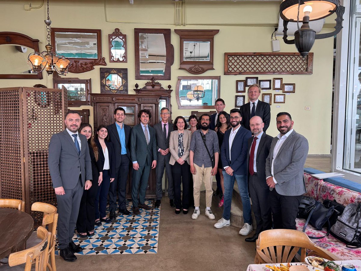 Honored to join the dialogue with the Dutch Foreign Affairs Committee during their visit to Lebanon 🇱🇧🇳🇱. We exchanged perspectives on youth leadership, political reform, and Lebanon’s future. Grateful for this space!
#YouthInPolitics #PolicyDialogue #MiddleEast #EUinLebanon