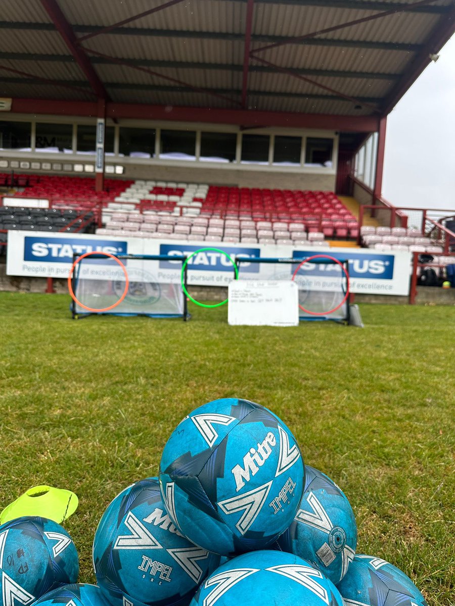 htafcfoundation's tweet image. ⚽️⚪️🔵
All set up at @BatleyRLFC to support Field Lane JI&N School Sports Day.
We look forward to supporting the students throughout and testing their skills with our football challenge! 🥅
@PLCommunities @BatleyTrust #PremierLeaguePrimaryStars