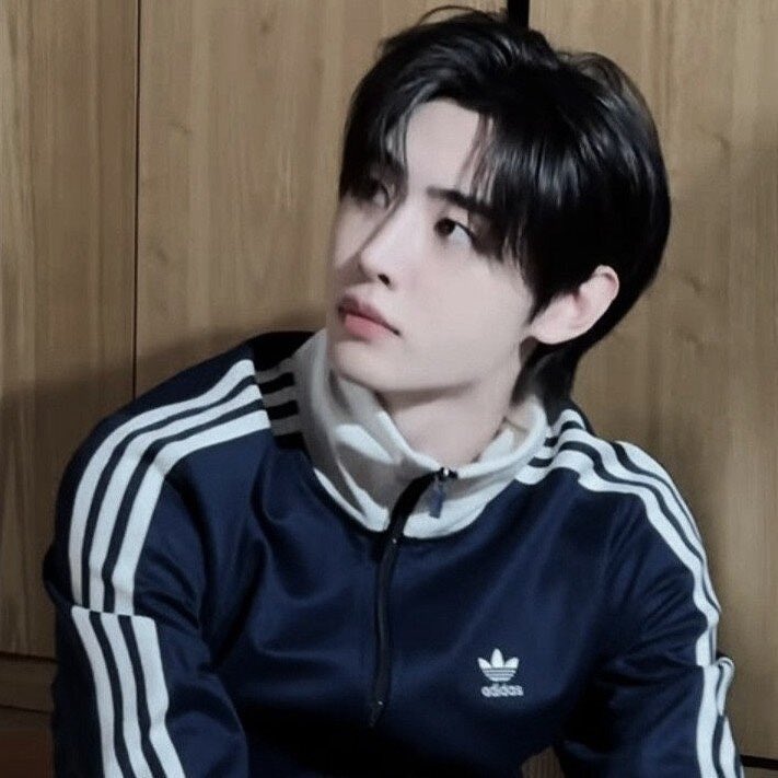 ดวงของพี่วันนี้
จะมีเรื่องดีๆเข้ามา
ถ้ามีคนขออะไรอย่าปฏิเสธ

                                               ขออะไร

เป็นแฟนกันมั้ยครับ