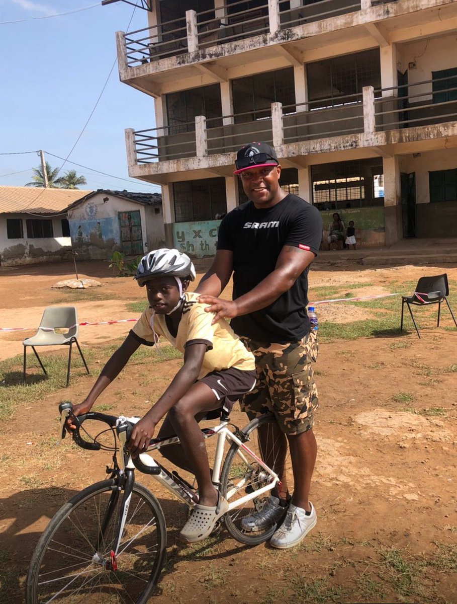 DrMoncrieffe's tweet photo. @H_Dapre @Amina_Lanaya @SRAMroad @DanKatabarwa @amakuru_mwigare @DJF2682 @BritishCycling Imagine if cycling &amp; match sprinting were the diet for African primary school PE curriculum, teaching and learning👊🏾 Fully nourished futures✨#ubuntucyclingstyle #newblackcyclones #createtheculture #revolutionarypedagogy @DrMoncrieffe in full effect👊🏾 ➡️https://t.co/fvpScDhlTU https://t.co/Sduv95YO7N