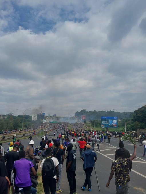 CONFIRMED:Thika road Crowd is 3km from cbd #SiriNiNumbers