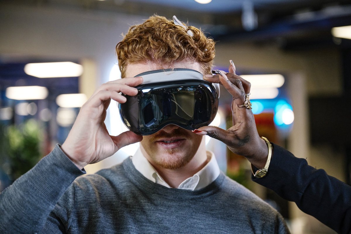 Thinking of building your future in Sweden?

Subscribe to the Work in Sweden newsletter for inspiring stories and practical insights in one of the world’s most innovative and inclusive societies sweden.se/newsletter/wor…

Credits: Margareta Bloom Sandebäck/Imagebank.sweden.se