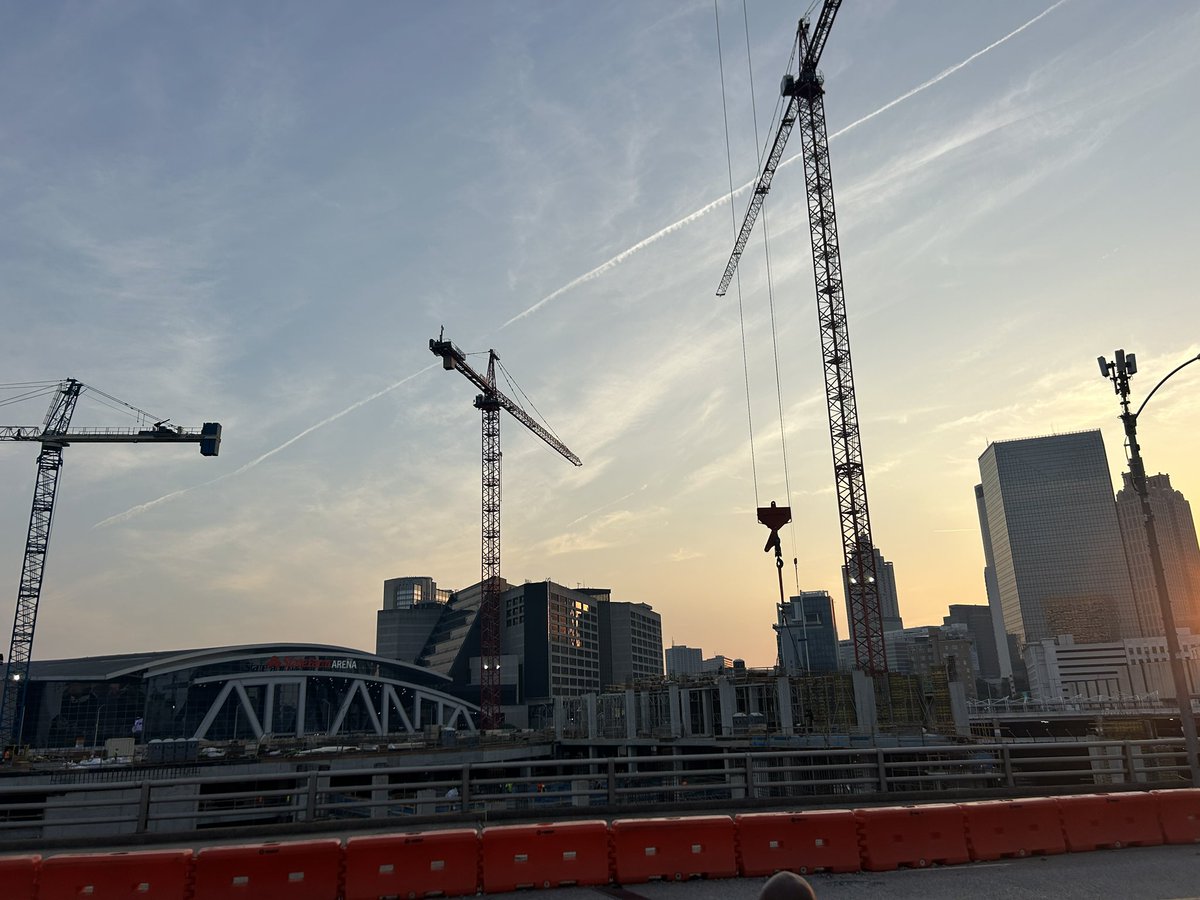 KarysBelger's tweet photo. The view over @StateFarmArena this morning ahead of tonight’s NBA draft party. #ThisisATL https://t.co/1Hch3Nf1i7