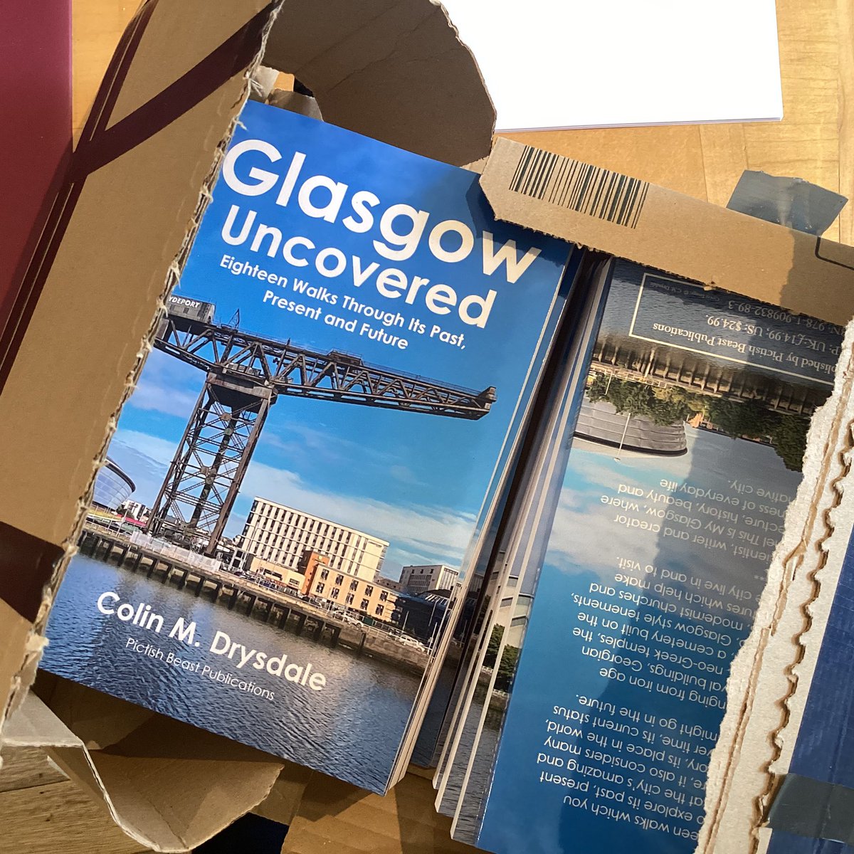 RIAS Bookshop tweet media