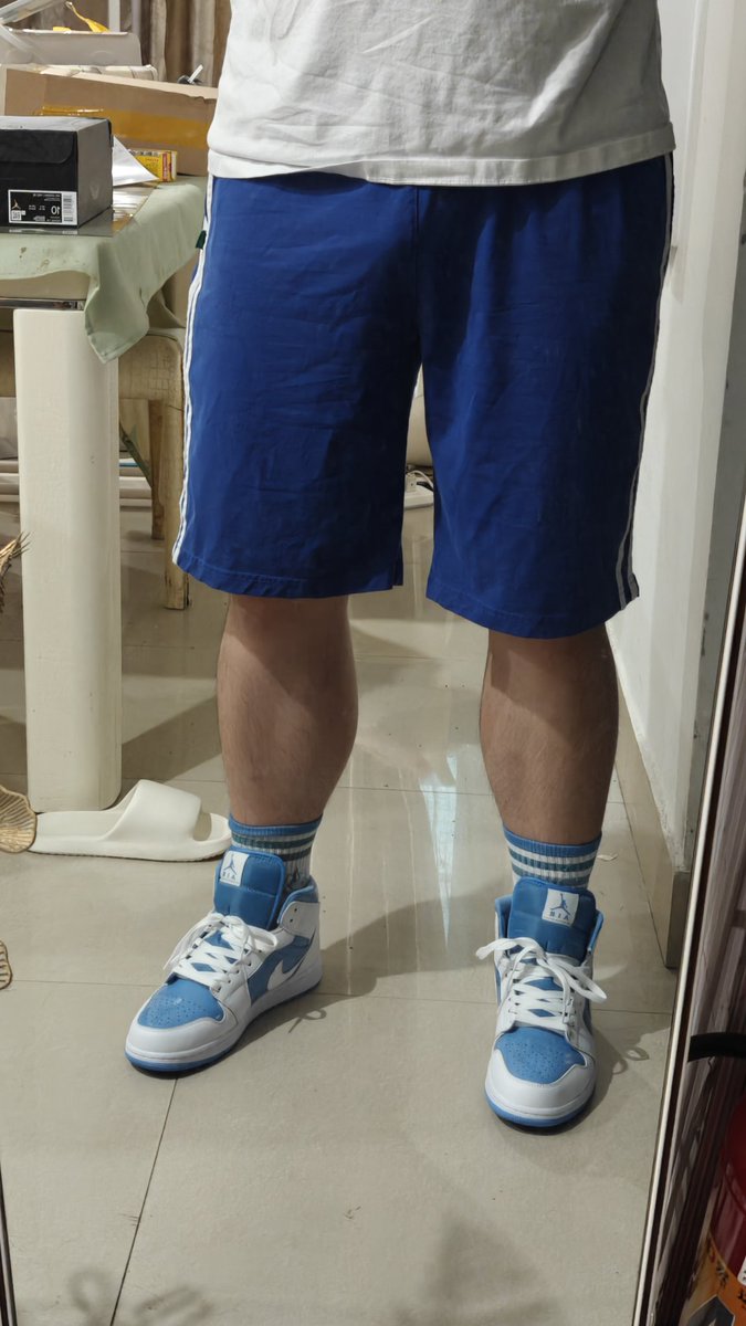 xuewei07's tweet image. 喜欢新鞋子