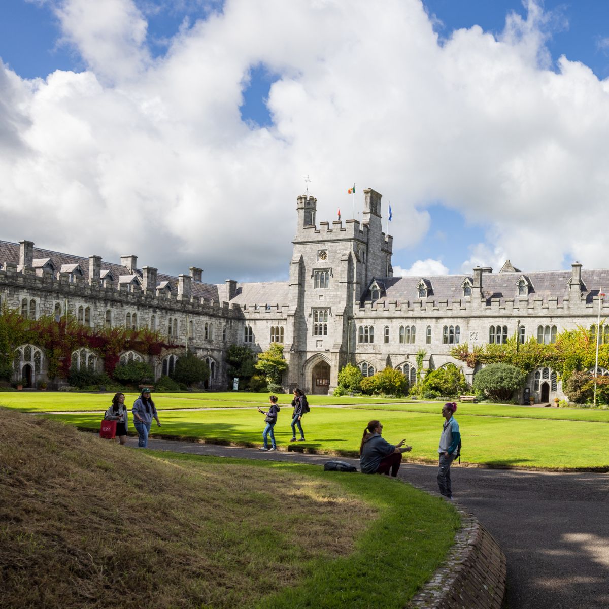 uccinnovation's tweet image. Upskill with Springboard+ @UCC.
Springboard+ with @ACEUCC offer free and subsidised courses, helping teams build future-ready skills in areas such as cybersecurity, business & sustainability.
Find out more: ucc.ie/en/ace/springb…