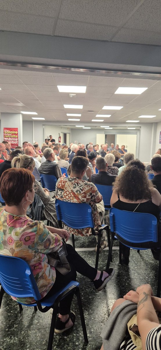 PCF Avion (@pcfavion) on Twitter photo 📢 Beaucoup de monde pour débattre avec <a href="/fabien_gay/">Fabien Gay</a>, sénateur communiste, directeur de l’Humanité et rapporteur de la commission d’enquête sur les aides publiques aux entreprises
échange sur un sujet crucial : les 200 Mds d’ #aidespubliques accordées aux grandes entreprises 📢 Beaucoup de monde pour débattre avec <a href="/fabien_gay/">Fabien Gay</a>, sénateur communiste, directeur de l’Humanité et rapporteur de la commission d’enquête sur les aides publiques aux entreprises
échange sur un sujet crucial : les 200 Mds d’ #aidespubliques accordées aux grandes entreprises