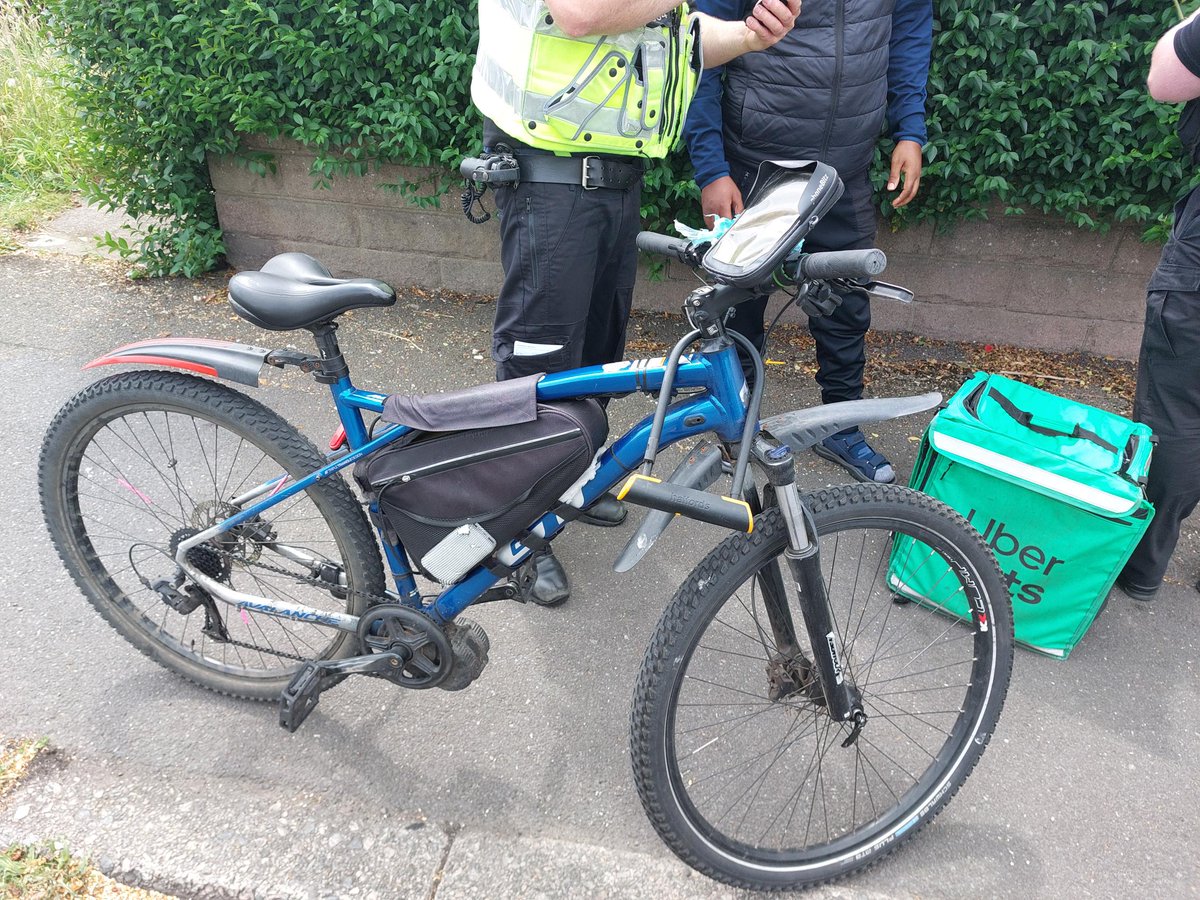 Tîm Gorfodi Beiciau Oddi ar y Ffordd gyda <a href="/swpolice/">South Wales Police</a> yn mynd i’r afael â cherbydau a yrrir yn fecanyddol (MPVs) mewn ymgyrch i gadw strydoedd a mannau gwyrdd ein dinas yn ddiogel.

Gwaith partneriaeth gwych #YmgyrchGreenHorizon #DiogelwchCymunedol #GweithioDrosGaerdydd