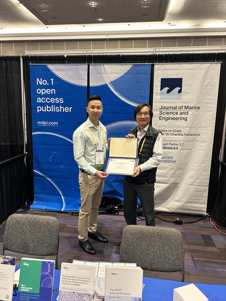 JMSE_MDPI's tweet image. 📍OMAE 2025 – Vancouver
Great energy on Day 2!

Our representative met with Editor Dr. Solomon Yim — great conversations that keep our editorial vision in sync with the community.

Come say hi at Booth #5 👋
More highlights coming!
#OMAE2025 #OceanEngineering #ArcticEngineering