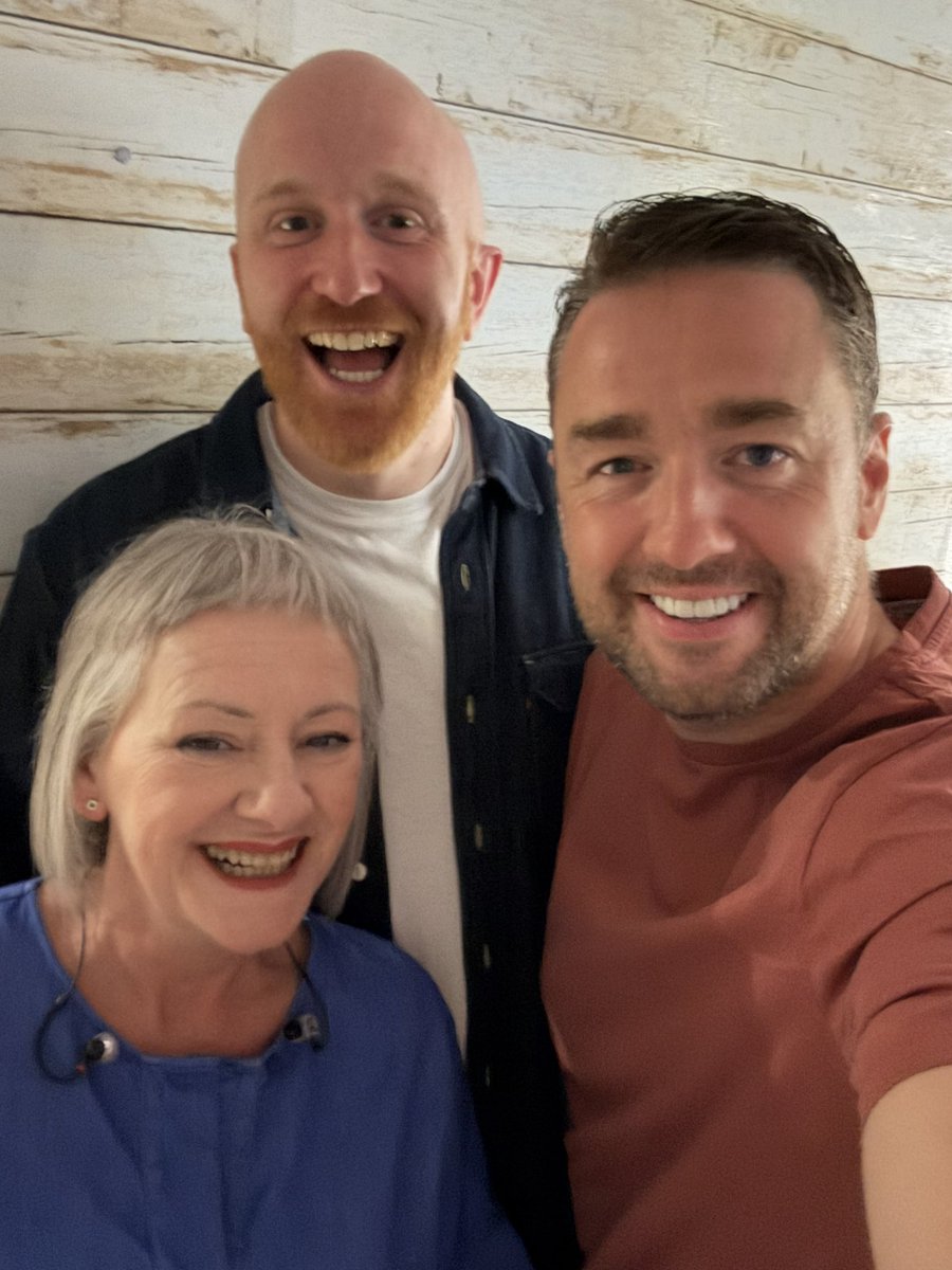 Great fun opening for <a href="/JasonManford/">Jason Manford</a> last week in Glasgow with the legendary <a href="/karen_m_forbes/">Karen Forbes</a> as BSL interpreter.

If you were in the audience and enjoyed it I'm on tour at The Armadillo in April. Bring 2000 of your pals.