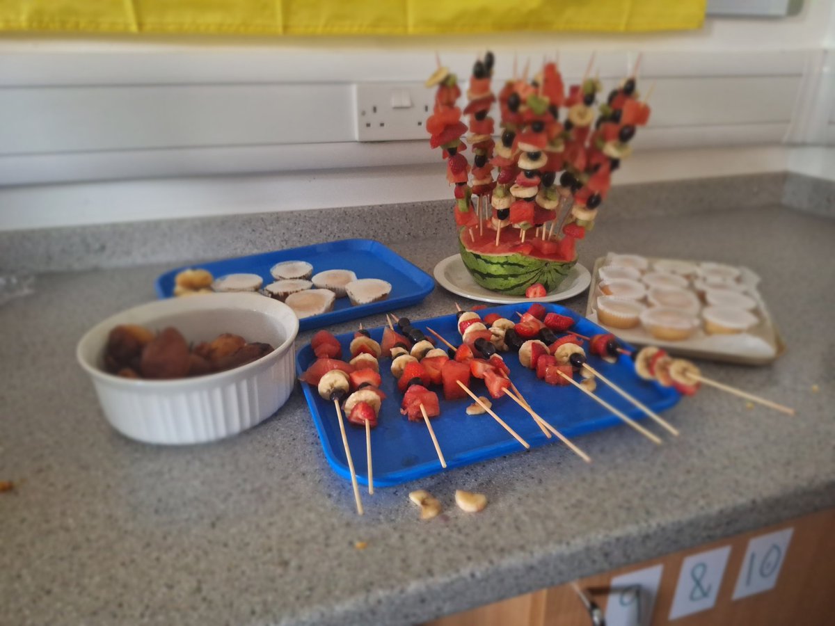 StJohnOgilvieHE's tweet photo. What a fantastic day for our cultural cooking day. Celebrating different cultures within the school as per pupil choice, this was mainly Nigerian.  What a feast we had 😋 #pupilvoice #culturalcooking #makeyourown @StJOHS https://t.co/dIjG8BUuqH