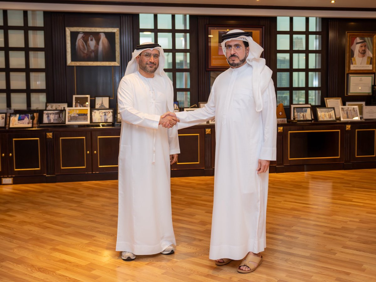 تقديراً لجهوده الاستثنائية في خدمة المتعاملين وحل الشكاوي بكفاءة عالية، كرمت ووجهت بترقية خالد الخاجة تنفيذي أول علاقات المتعاملين على تفانيه وروحه الإيجابية في متابعة وحل شكاوى المتعاملين عبر مختلف قنوات الهيئة والتعامل مع مختلف الحالات.

أن نجاح الهيئة في تحقيق أعلى مؤشرات