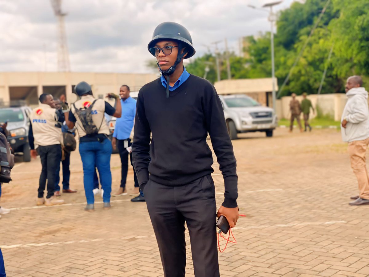 TrevorNgendo's tweet photo. Nothing could shield me from the pain of watching fellow youth gunned down.
They lied to our faces.
Denied the killings.
Demonized the dead.
365 days later, no accountability.
Their dreams were buried but our voices won’t be.
Justice must be served.#JusticeForJune25 #GenZProtests https://t.co/TV1AJdr6Vp