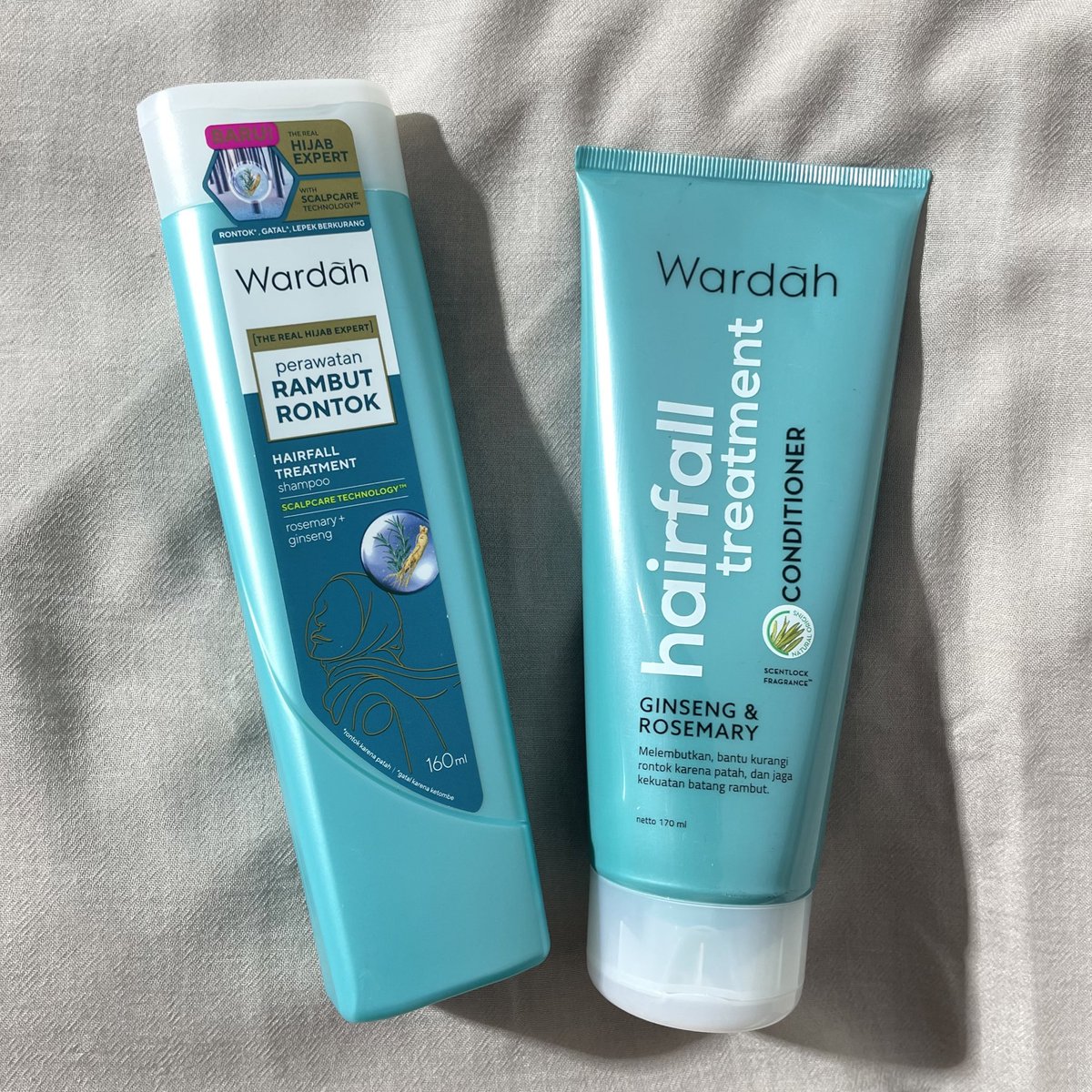 MAKASIHHH BANGEET udah ngertiin kita yang struggle sama rambut rontok ini🥹

the problem:                     the solution: