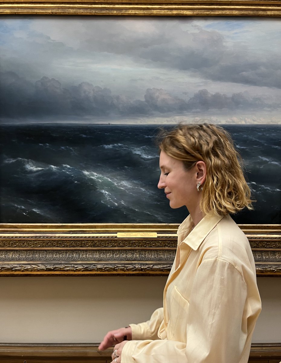 Chill days with loved ones, museums, and good food 🥰