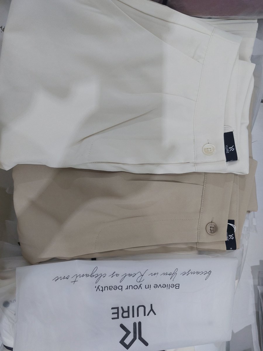 hrleiy's tweet photo. Banyak stock 120k only bisa ke shopee💅🏻💅🏻 dm aja ka untuk tanya ukuran/konsul ukuran. https://t.co/batE7wDCyU