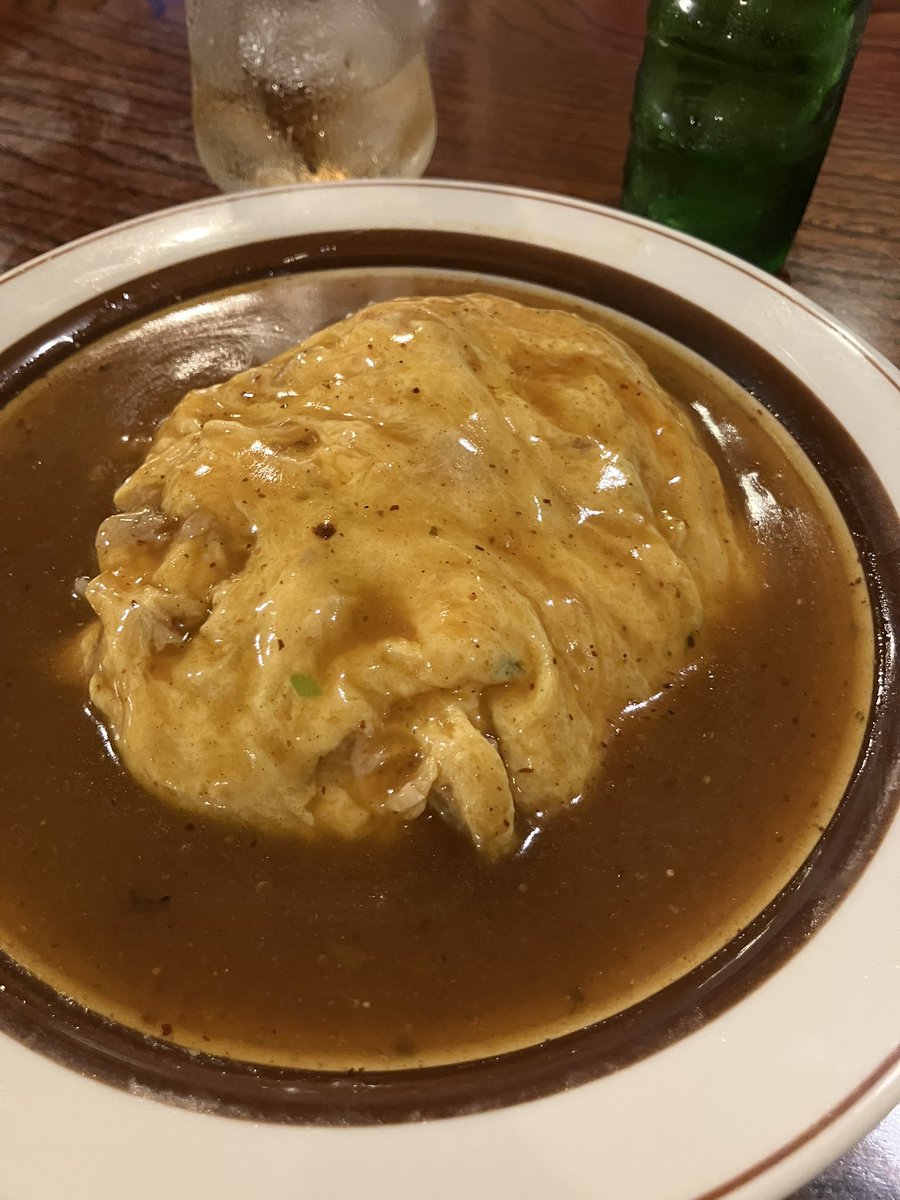 hirarajion's tweet photo. ずいみーさんのイベントで
餃子苑にきてまする。
モグモグ実食中っと。 https://t.co/2rJOh0oT3D