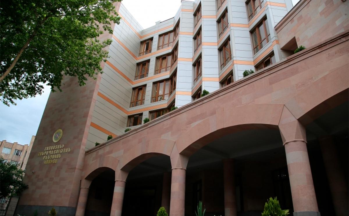 KarinaKarapety8's tweet image. The Investigative Committee of #Armenia: over 90 searches were conducted, 14 people were detained in the case of &quot;terrorism &amp;amp; usurpation of power&quot;. The seized &quot;evidence&quot; includes weapons, ammunition, lists of &quot;recruited persons&quot;, and even UAVs.
#opposition #PoliticalRepression