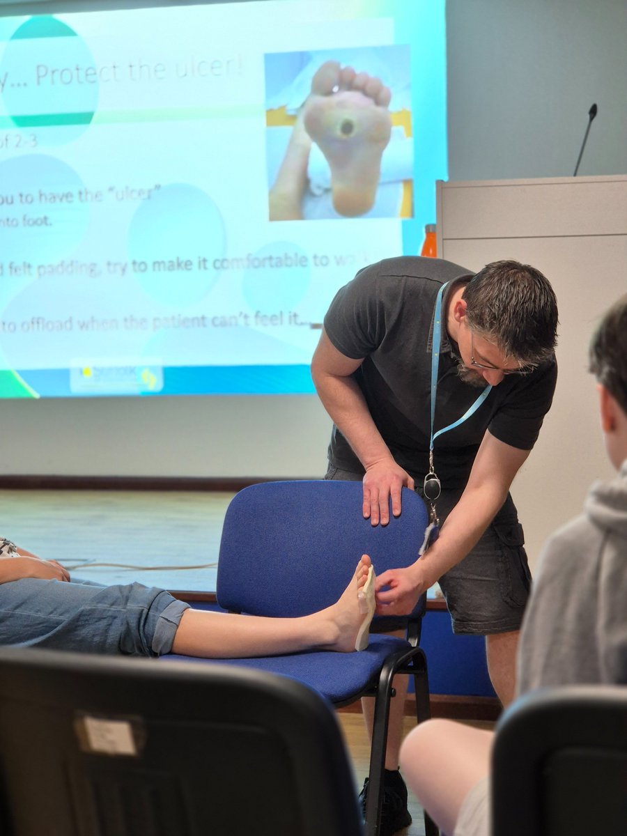 esneft_talent's tweet image. On Saturday, we hosted another successful Next-AHP event focused on Integrating Allied Health Professionals in Diabetes Care🏥
Students enjoyed talks by ESNEFT AHPs, including an Orthoptist, Podiatrist, Dietician and Occupational Therapist🧑⚕️
Thanks to everyone who attended!🌟