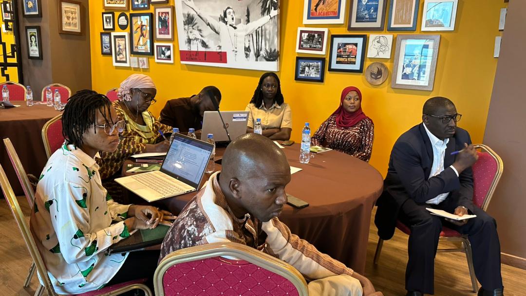 ONG JDADE tweet media