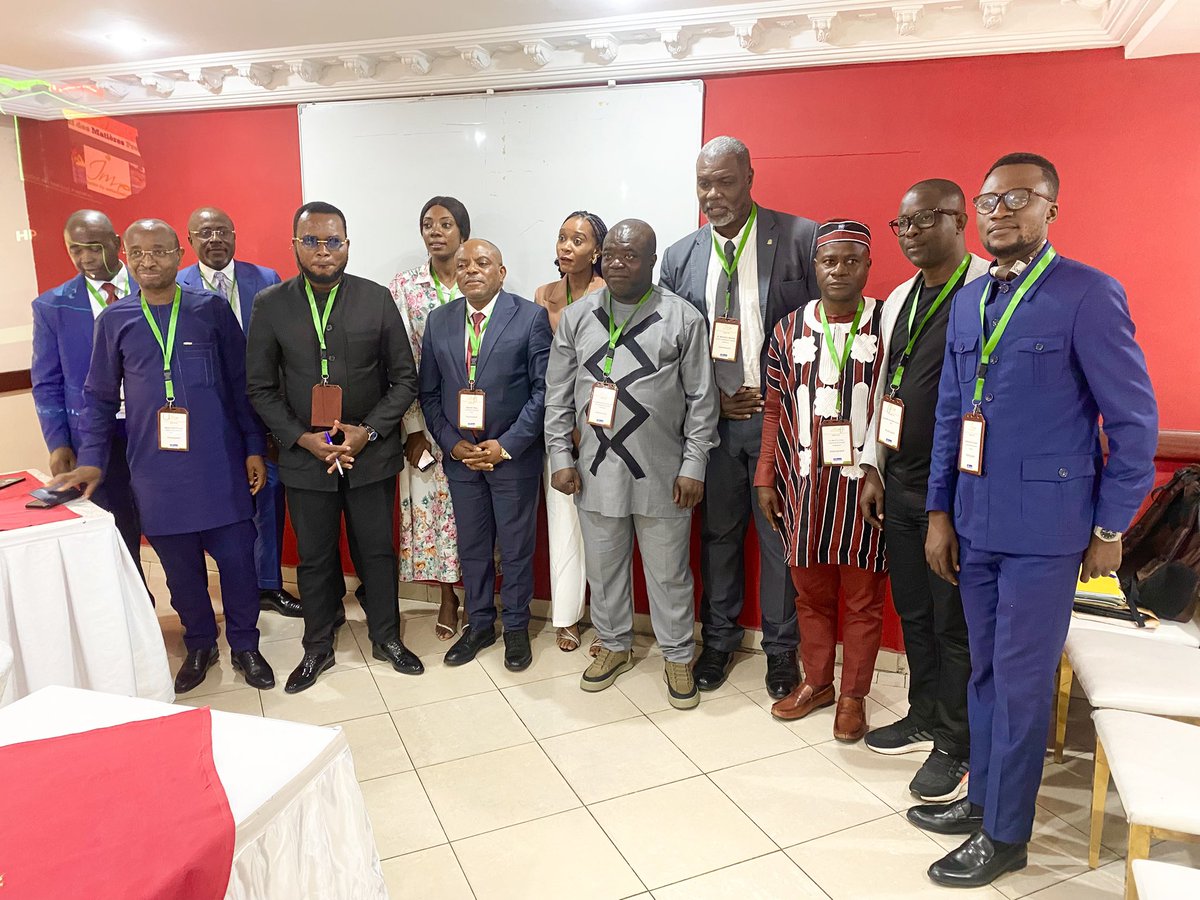FHydrocarb4289's tweet photo. FORUM AFRICAIN DU DROIT DES RES. NAT. de Doula : 2ème jour, 
Panel 4. Typologie des contrats extractifs, 
Panel 5. Mécanismes de production et de gestion des contrats extractifs,
Panel 6. Exécution des contrats et réglement des différents contractuels dans le secteur extractif. https://t.co/0pUbujJDLv