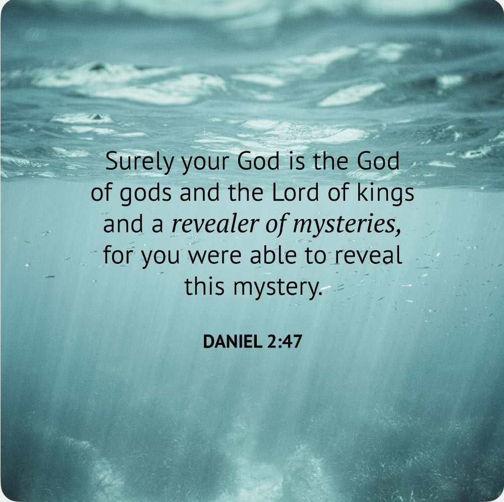 BillH1059's tweet image. Good morning disciples of Christ ✝️
Read Daniel 2:1-5, 13-19
It’s right to celebrate accomplishments, but at the same time we should give glory to GOD. The praiseworthy things in our lives can ultimately be traced back to Him.
Daniel understood the importance of ascribing good…