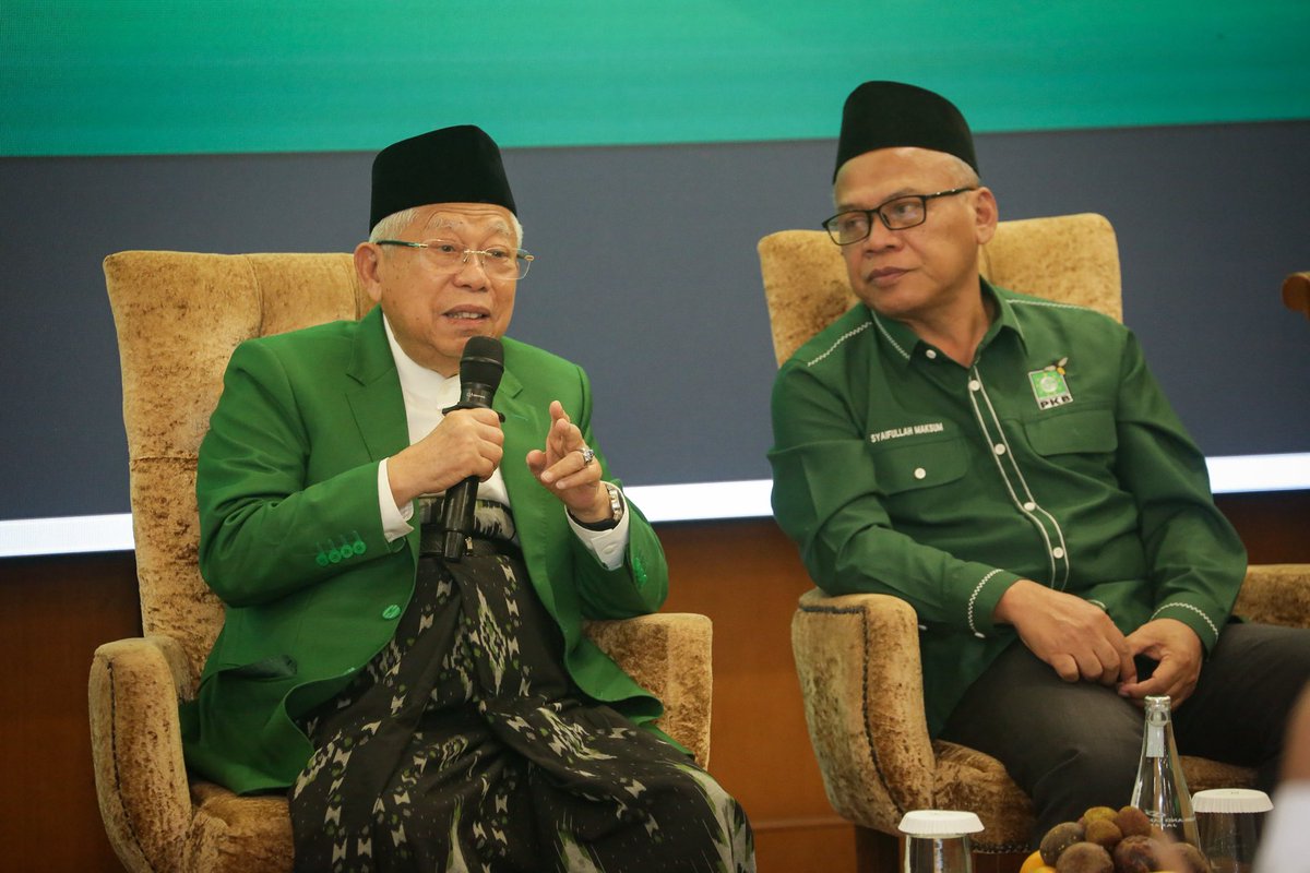 DPP_PKB's tweet photo. Rakornas Dewan Syura PKB digelar di Jakarta sebagai ruang konsolidasi dan arah perjuangan partai ke depan. Ulama-ulama sepuh hadir, memperkuat fondasi ideologis dan spiritual PKB.

#ICTP2025
#RakornasDewanSyura https://t.co/TucIrXXZoq