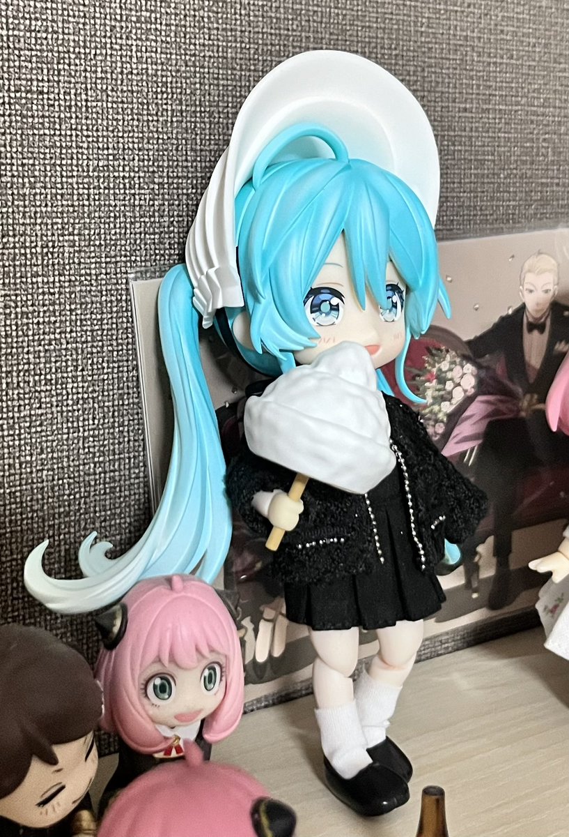 스몰픽 tweet media