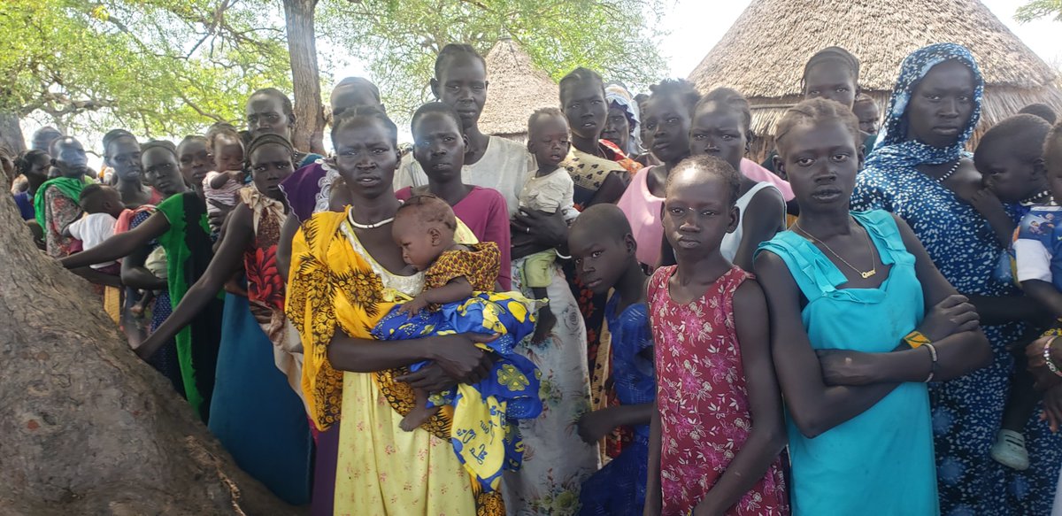 EU in Ethiopia / የአውሮፓ ህብረት በኢትዮጵያ (@euinethiopia) on Twitter photo Since April, over 35,000 people fleeing conflict in South Sudan have arrived in Ethiopia’s Gambella region — with up to 1,000 crossing daily. The EU, <a href="/ECHO_CESAfrica/">EU Humanitarian Aid | Central East Southern Africa</a> & <a href="/planethiopia/">Plan Int'l Ethiopia</a> are providing €500,000 in aid for emergency shelter, protection, and essential supplies. Since April, over 35,000 people fleeing conflict in South Sudan have arrived in Ethiopia’s Gambella region — with up to 1,000 crossing daily. The EU, <a href="/ECHO_CESAfrica/">EU Humanitarian Aid | Central East Southern Africa</a> & <a href="/planethiopia/">Plan Int'l Ethiopia</a> are providing €500,000 in aid for emergency shelter, protection, and essential supplies.