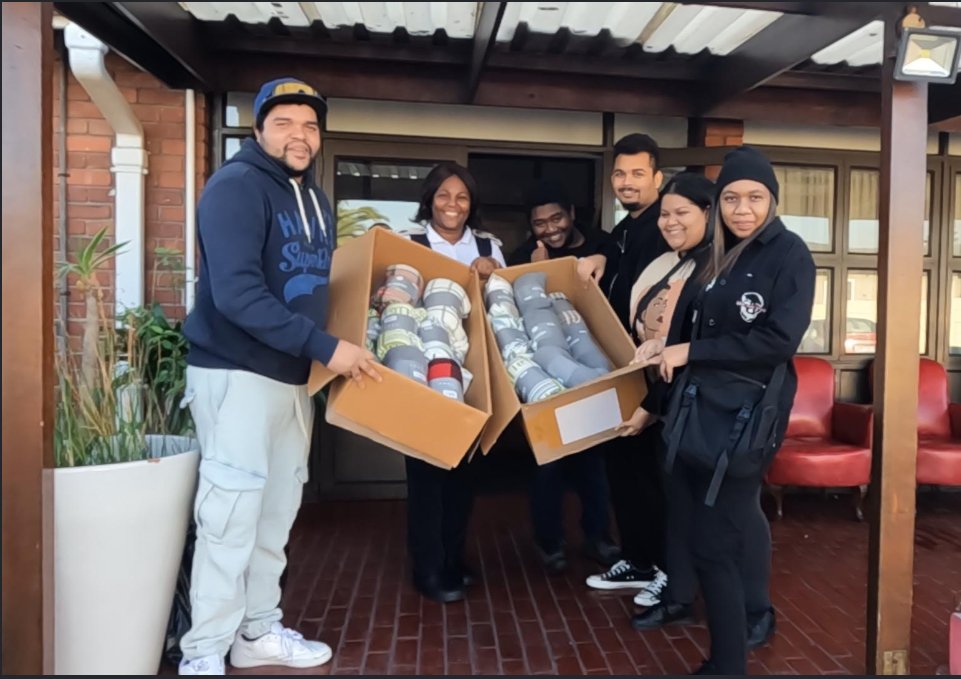 BaitedRainbow49 tweet media