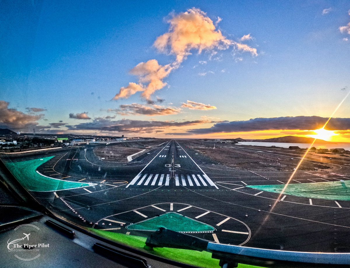 stani320's tweet photo. Early morning arrival into Gran Canaria 🛬😊 #grancanaria #gando #canarias #runway #airport #avgeek #sky #gopro #gopro12 https://t.co/zvXgjLv5O8