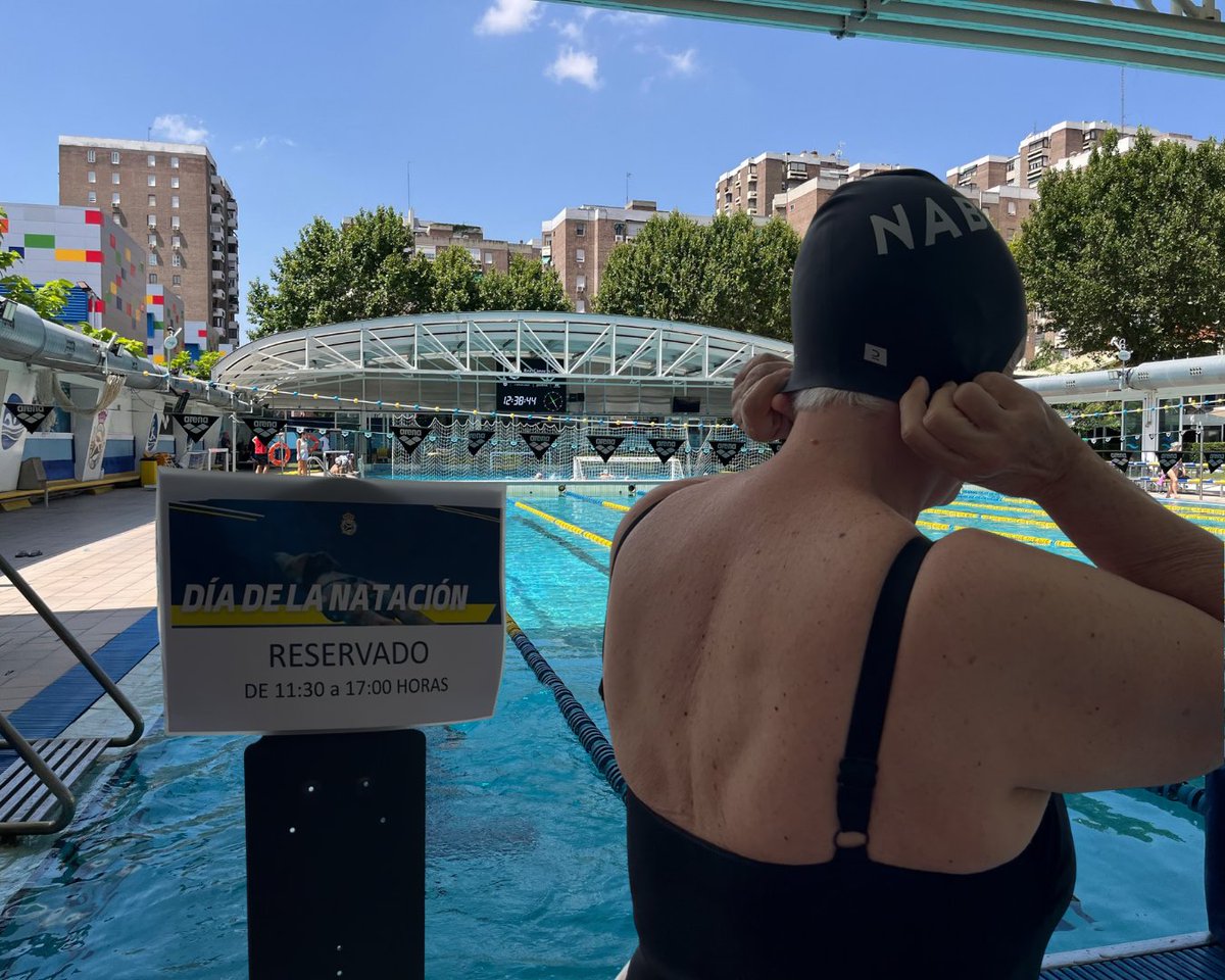 🎉 Ayer celebramos nuestro tradicional Día de la Natación con más de 320 participantes, de entre 3 y 88 años, disfrutando del deporte entre amigos y familiares. 

Gracias a todos los que lo hicisteis posible, especialmente a Pilar, Gonzalo y Agustín. 💛

realcanoe.es/noticias-corpo…