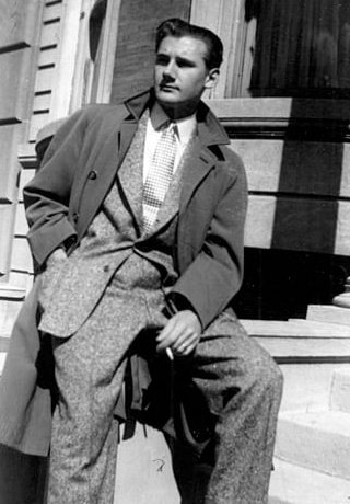 Happy heavenly birthday to Jack Kirby Hall Of Famer, Inkpot Award winner, Space Ghost, Jonny Quest, The Herculoids, Birdman and The Galaxy Trio co-creator, Golden Age Green Lantern, Dr. Midnight, All-Star Comics, Black Canary and Zorro artist, the phenomenal, Alex Toth.