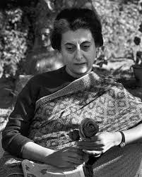 Ishwarsingh737's tweet photo. Nothing happens without a reason in this world. After winning the 1971 war, Indira ji had probably forgotten #Emergency1975 https://t.co/TzwpZmnwNH