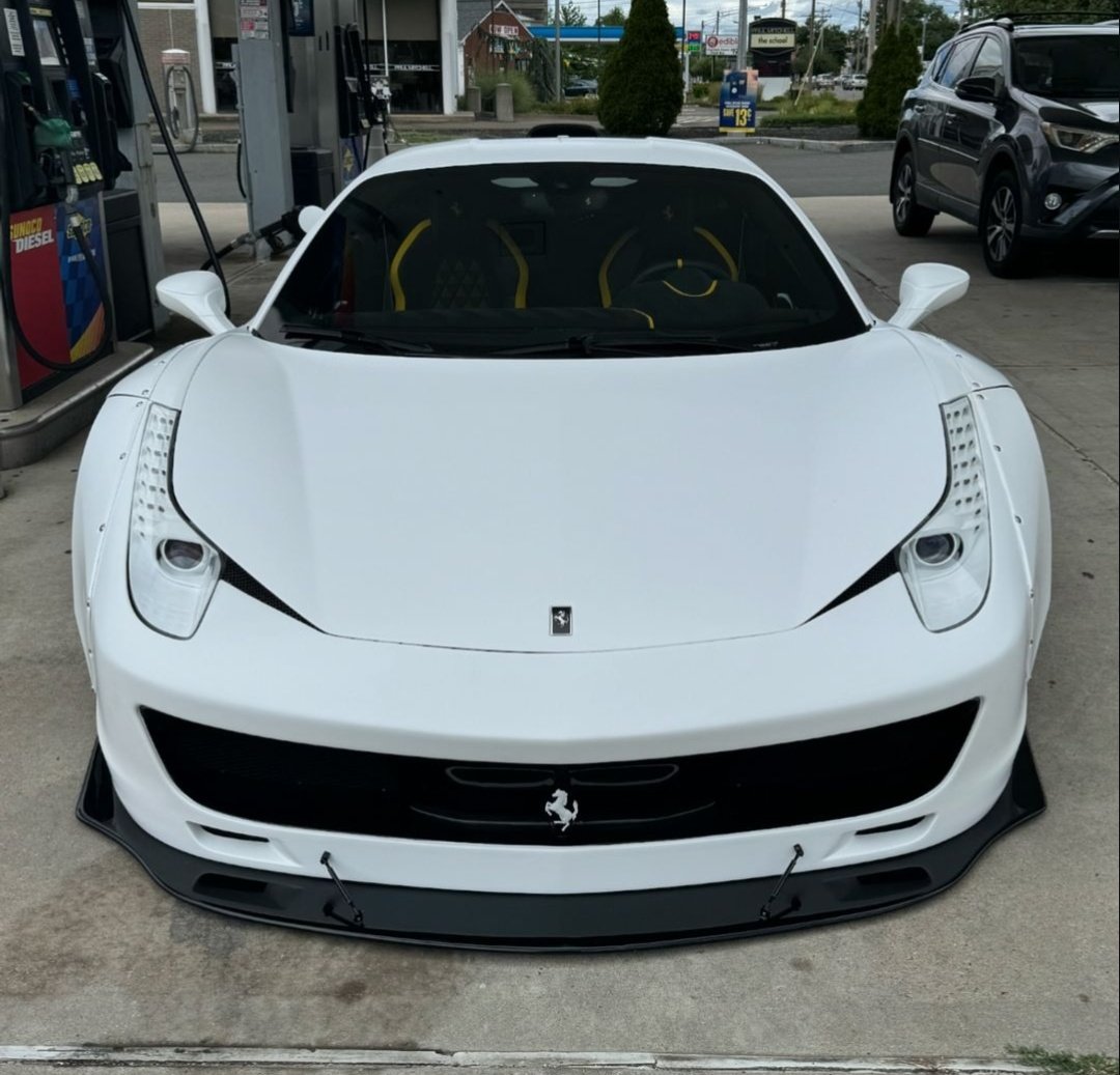 DailyFerrariTM's tweet photo. All white Ferrari 458 widebody https://t.co/BIJXf26mB6
