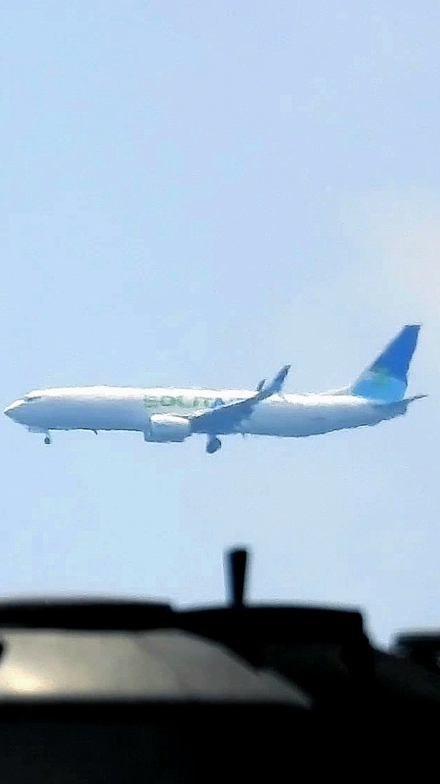 LebanonJets's tweet photo. #A6SHO SolitAir 737-800F had an engine issue yesterday &amp; diverted to Tabuk, SaudiArabia on the way from DubaI(DWC) to Beirut. Landed 24hrs later as #CGS401
20year old airframe is ex #DASUN #EIHRA #OEIXL #TCSNM #VTAX https://t.co/nQ1LZleFz4