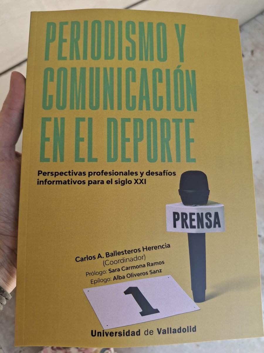 📚🎓📖 Ya tenemos 2º libro de la colección COMUNICACIÓN, del sello editorial de nuestra Universidad, <a href="/UVa_es/">Gabinete de Comunicación Universidad de Valladolid</a> 👏 ‘Periodismo y Comunicación en el deporte’ acaba de salir, coordinado por nuestro compañero Carlos Ballesteros. Los capítulos son de egresados de nuestra titulacion 😍❤️