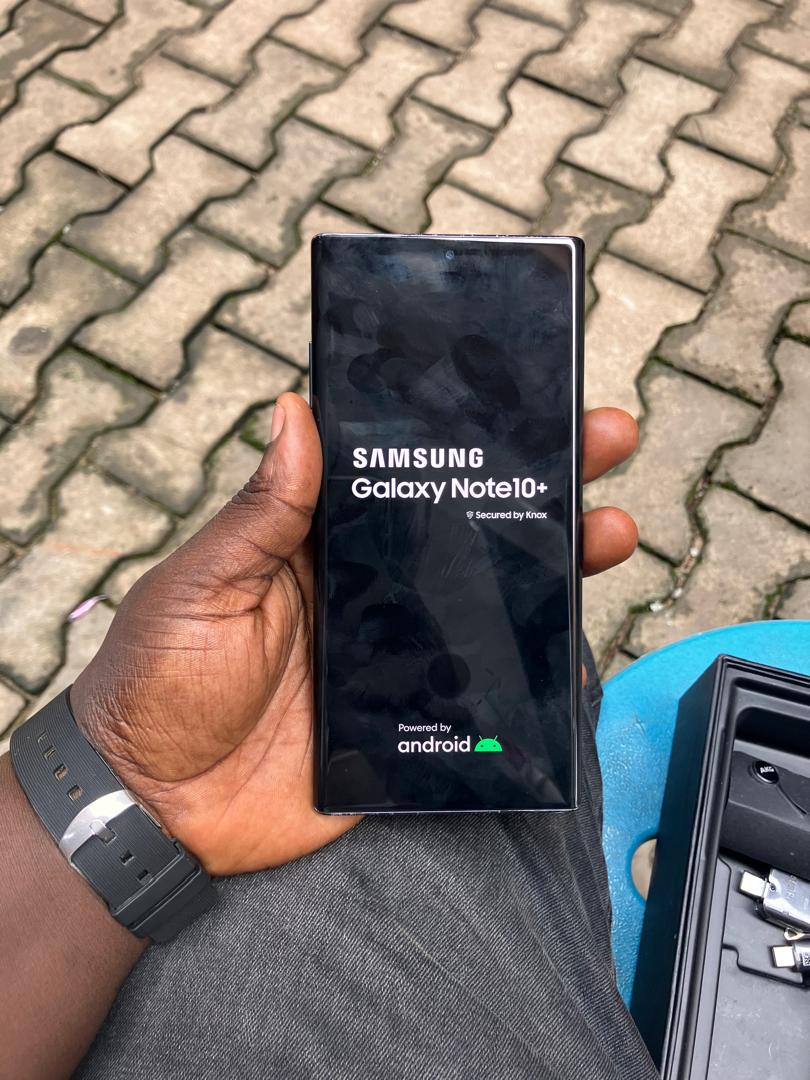 Davepen4's tweet photo. Samsung Note 10 plus || 12/256gb || stylus pen 🖋️ ✅ || Good battery life ✅ @330,000

Available for Swap/Buy Deal 
WhatsApp: 09034799788

Note>>> Serious buyers only https://t.co/zmxwtCnGiQ